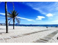 Sunny Duplex in front of Campello beach - B&B