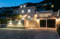 Holiday Villa Sasha - B&B Kučište