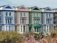 Sunnybeach Holiday Apartments - Bed and Breakfast