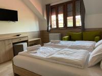 Twin Room with Private Bathroom