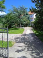 Blue - B&B