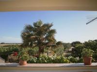 Studio Apartment in Nin with Terrace, Air Conditioning, Wi-Fi (3722-5) - B&B