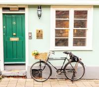 Tower House Guest House - B&B