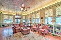 The Lilly House: Historic Glen Rose Home w/ Porch! - Chambres d'hôtes Glen Rose