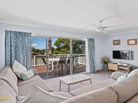 B&B Fingal Bay - Lentara Street No 31 - Bed and Breakfast Fingal Bay