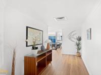 Breakwater Apartment 402 - B&B