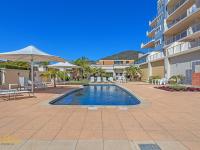 Breakwater Apartment 205 - B&B