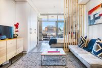 Backup-Powered Urban Sanctuary near Table Mountain - B&B Ciudad del Cabo