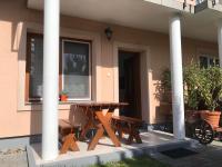 Villa Mónika - B&B