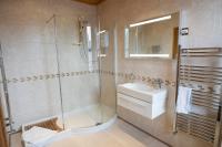 Deluxe Zimmer mit Kingsize-Bett