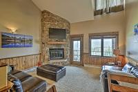 The Inn at Silver Creek Resort Retreat with Balcony! - Ferienwohnung