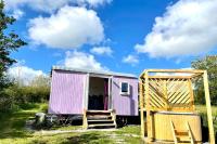 Lilac Tree Hut - B&B