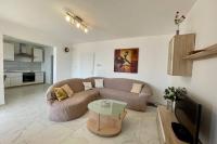 Holiday House Sea View - B&B Segna