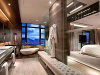 Sofitel One-Bedroom Mansion with Lounge Access