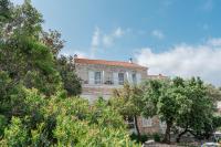 Guesthouse Kamarin - Bed and Breakfast Pomena