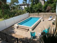 Beach Bum Paradise Edisto Beach with Pool - Chambres d’hôtes Edisto Island