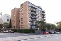 Inner City Harbour Views With Parking - B&B Sydney