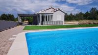 Nane Garden house with heated pool - B&B