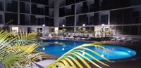 1 Bed Apartment Sleeps 4 with Pool - Ferienwohnung Santo António
