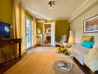 Paneon Apartments - Bed and Breakfast Iraklítsa