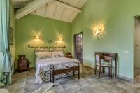 Large Double or Twin Room