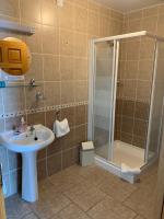 Double & Single with Street View