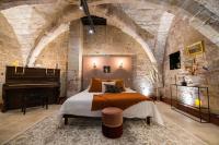 L'Autel La Crypte Mystérieuse de Rouen - sauna & balnéo - B&B Ruan