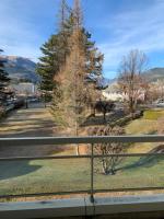 Appartement centre Barcelonnette - Bed and Breakfast