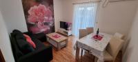 Apartman Pinezic - B&B Parenzo