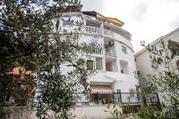 Dom B Apartments - B&B