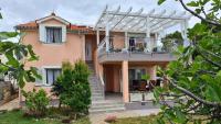 Apartmani Villa Lilliana - B&B Tribunj