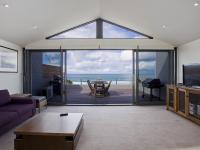 B&B Lorne - One 36 - Bed and Breakfast Lorne