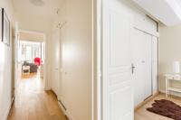 Saint Honore Louvre with AC - B&B Paris