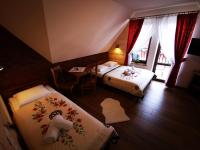 Camera Tripla Deluxe 