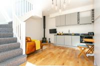 B&B Harrogate - The Bs Hive, Modern, stylish, 2 bedroom house, in Harrogate centre - Bed and Breakfast Harrogate