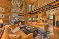 B&B Rapid City - Luxe Riverfront Lodge by Torch Lake with Kayaks - Bed and Breakfast Rapid City