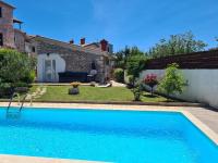 Istrska kamnita hiša Sončni Medulin - B&B Medulin