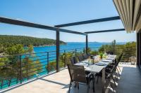 WATERFRONT SEA DREAM VILLA - Bed and Breakfast Milna