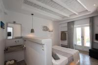 Apartamento de 2 dormitorios con piscina privada al aire libre