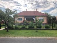 Piroska Vendégház - B&B Nyíregyháza