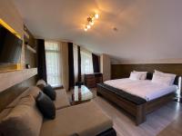 Deluxe 707 - B&B
