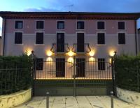 Villa Giotto Luxury Suite & Apartments - Bed and Breakfast