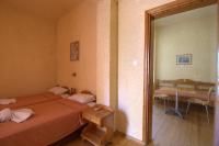 Apartamento con balcón