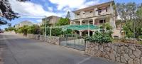 Apartments 1000 Flowers - B&B Stari Grad