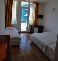 Camera Tripla Standard con Vista Mare