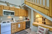 2 Mi to Granby Ranch Condo with Hot Tub Access - B&B Granby