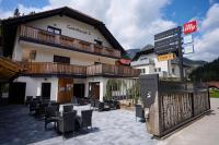 Guesthouse S - B&B Luče