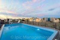 B&B Chionato - City center apartment with ROOFTOP swimming pool - Bed and Breakfast Chionato