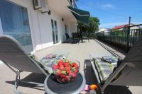 Apartamento con terraza 