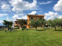 Nice apartments lake view & free parking - B&B